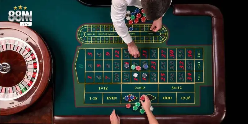 Cách chơi Roulette theo đúng quy định và chuẩn xác nhất 1 Trò chơi Roulette là trò chơi như thế nào?